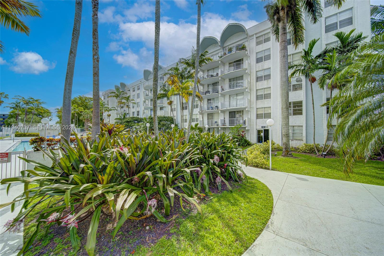 MONTECARLO CONDO - Residential Lease