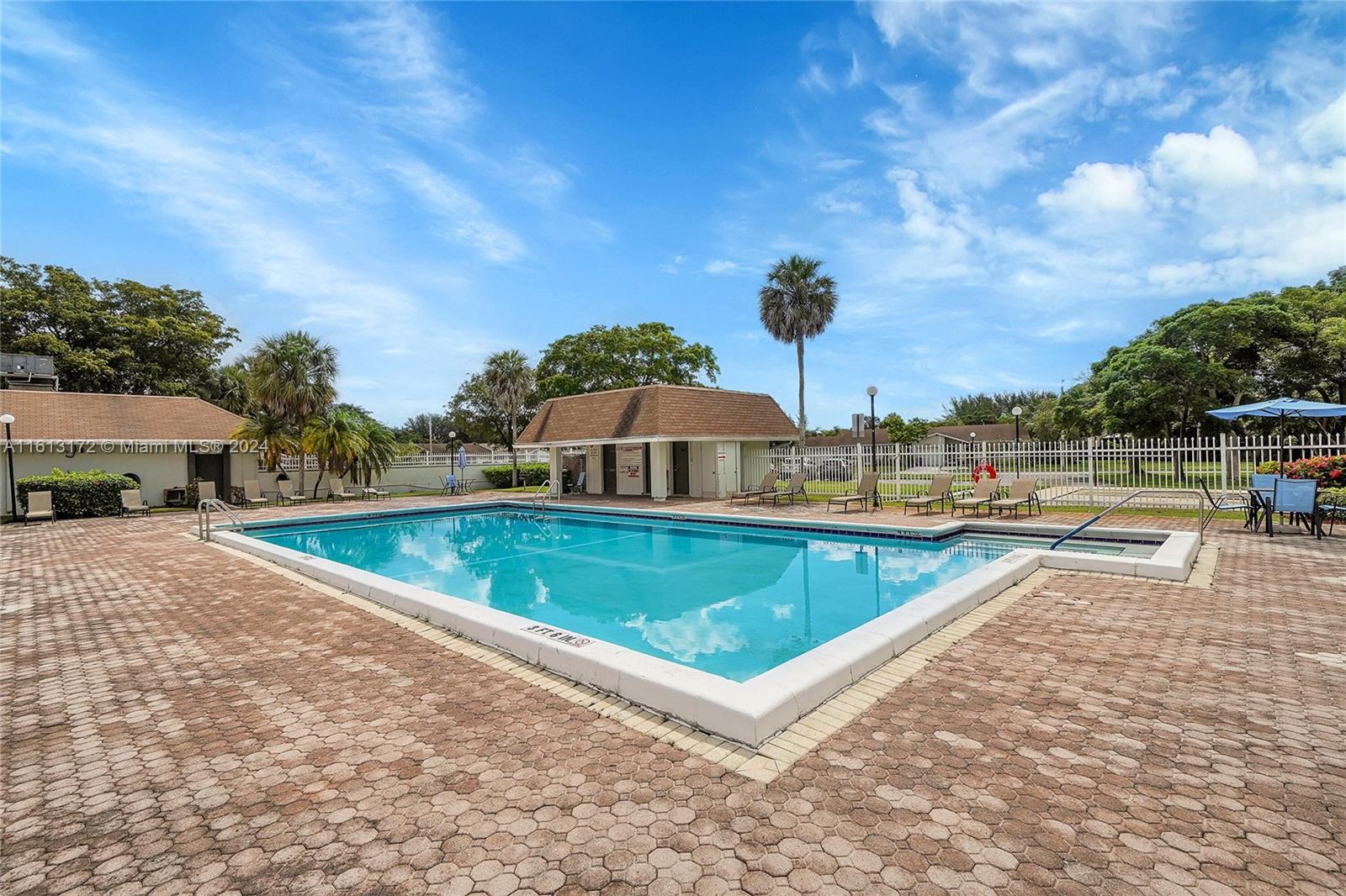 LAKEWOOD ON THE GREEN SEC - Residential