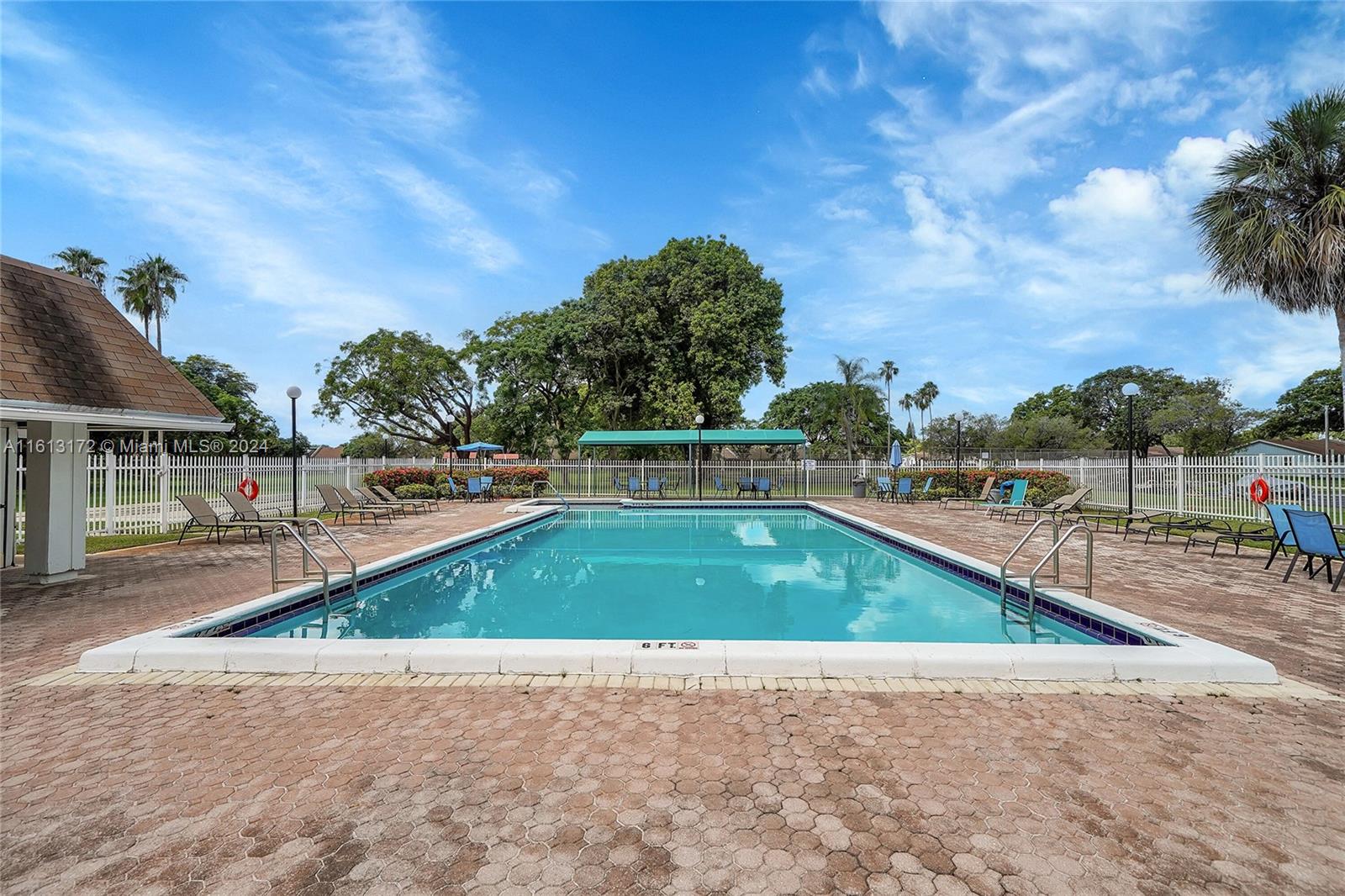 LAKEWOOD ON THE GREEN SEC - Residential