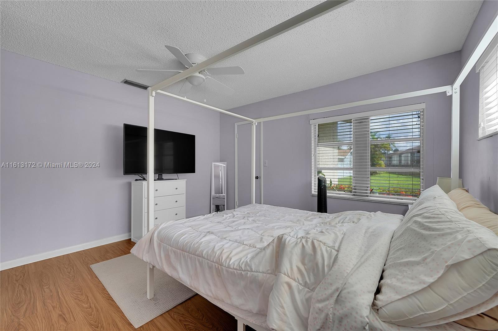 LAKEWOOD ON THE GREEN SEC - Residential