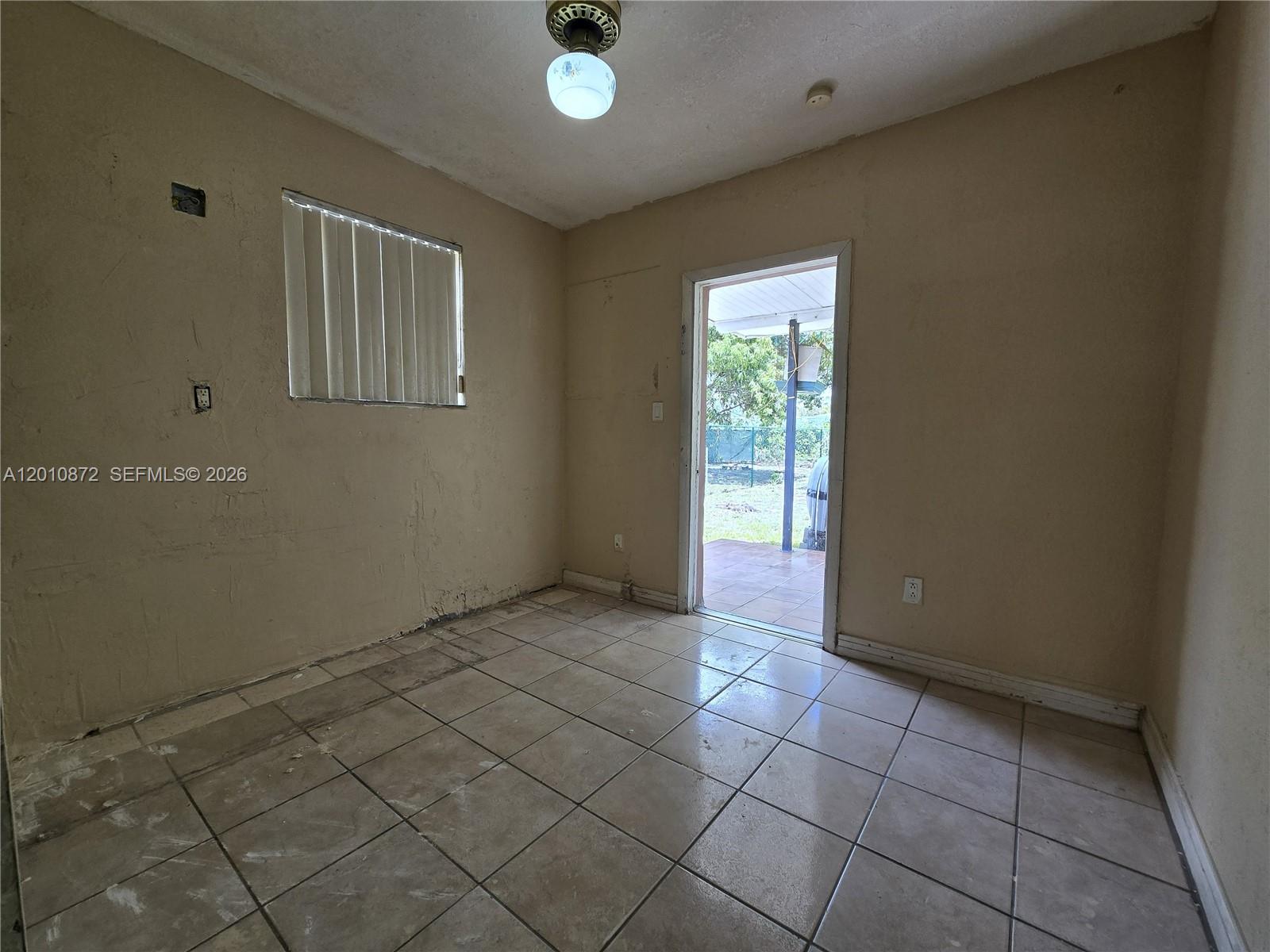 HIALEAH 13TH ADDN AMD PL - Residential