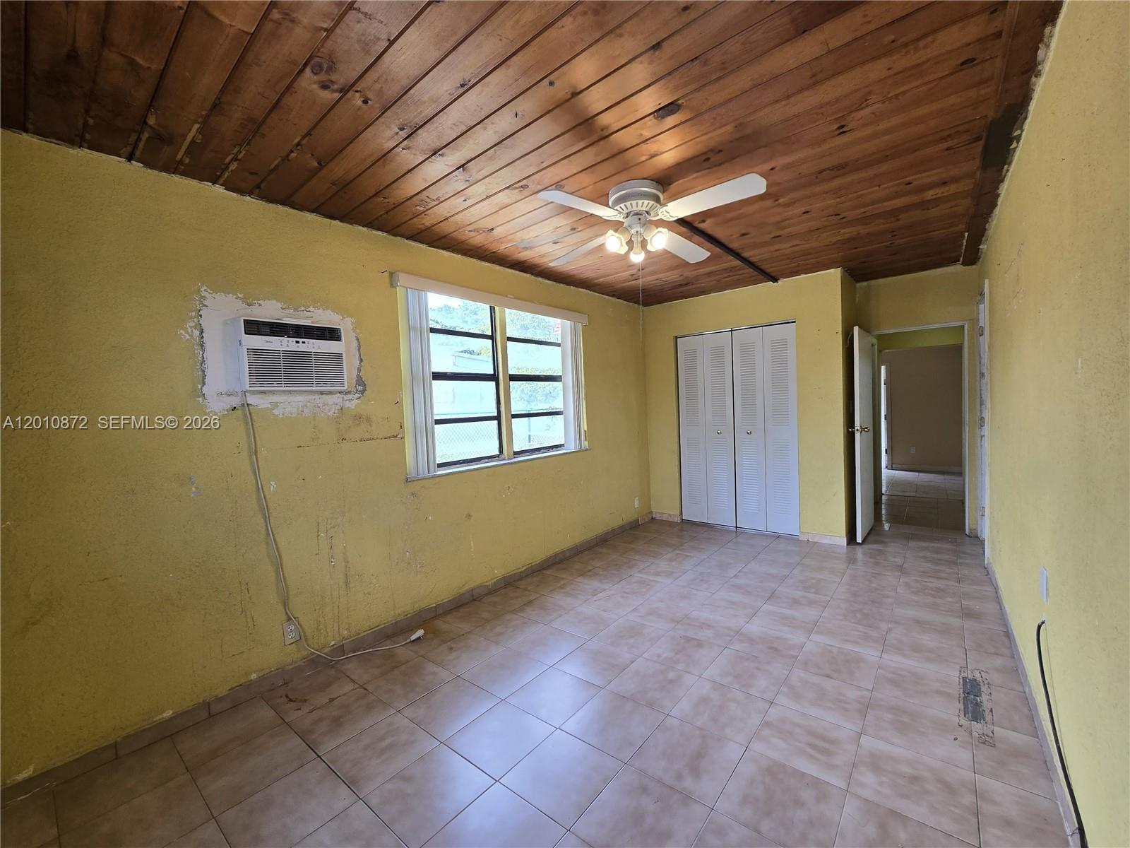 HIALEAH 13TH ADDN AMD PL - Residential