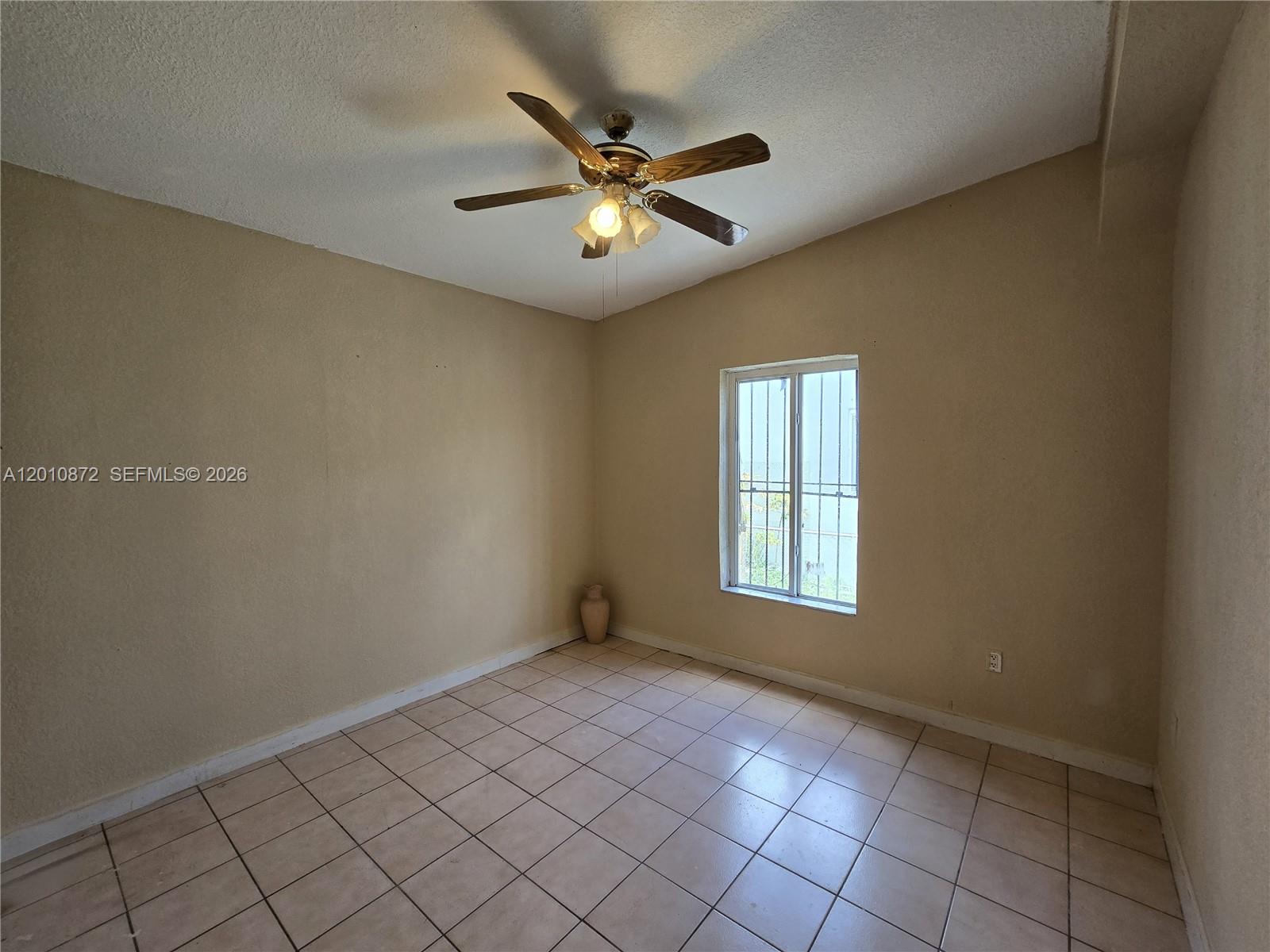HIALEAH 13TH ADDN AMD PL - Residential