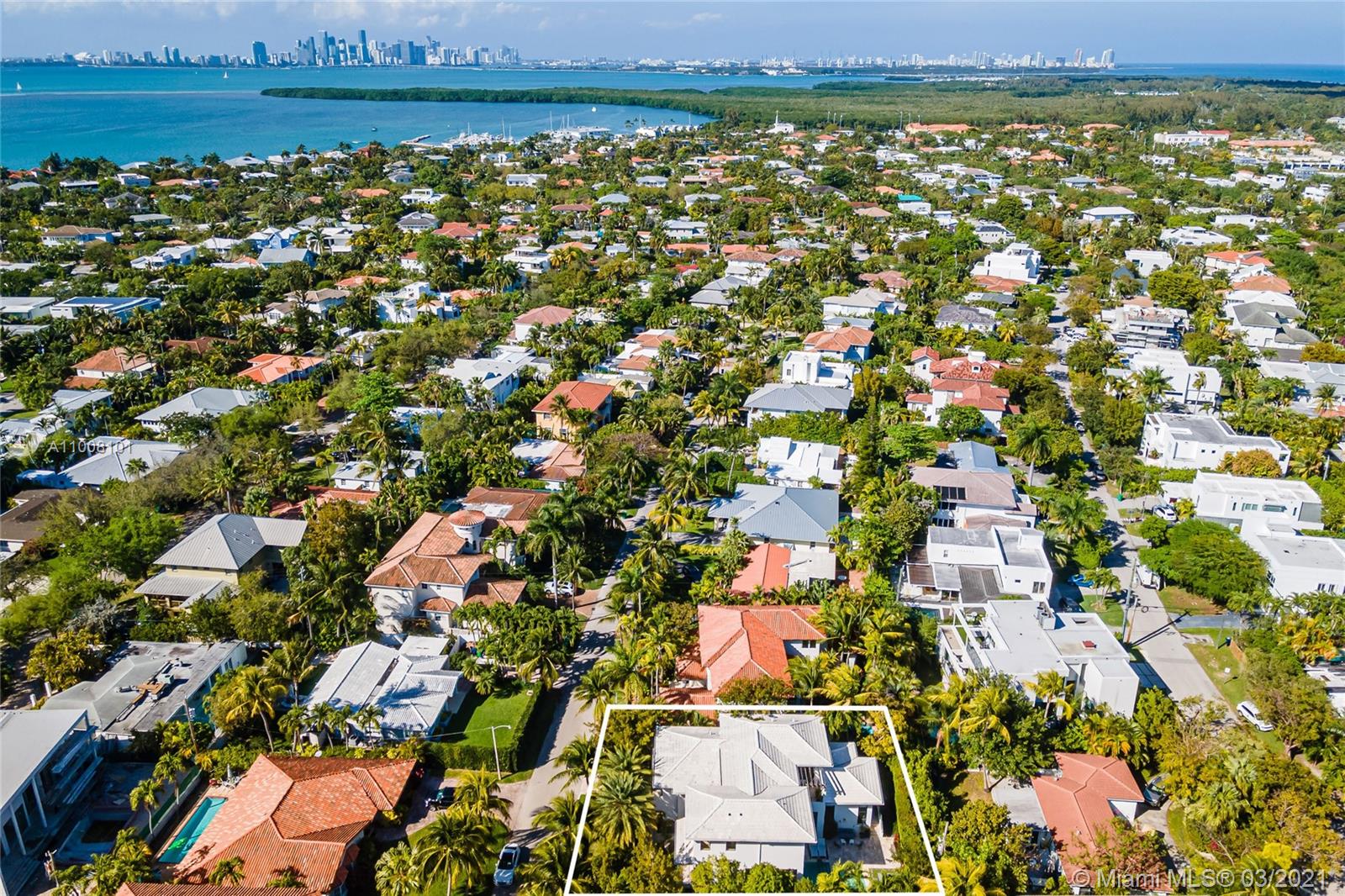 TROPICAL ISLE HOMES SUB - Residential