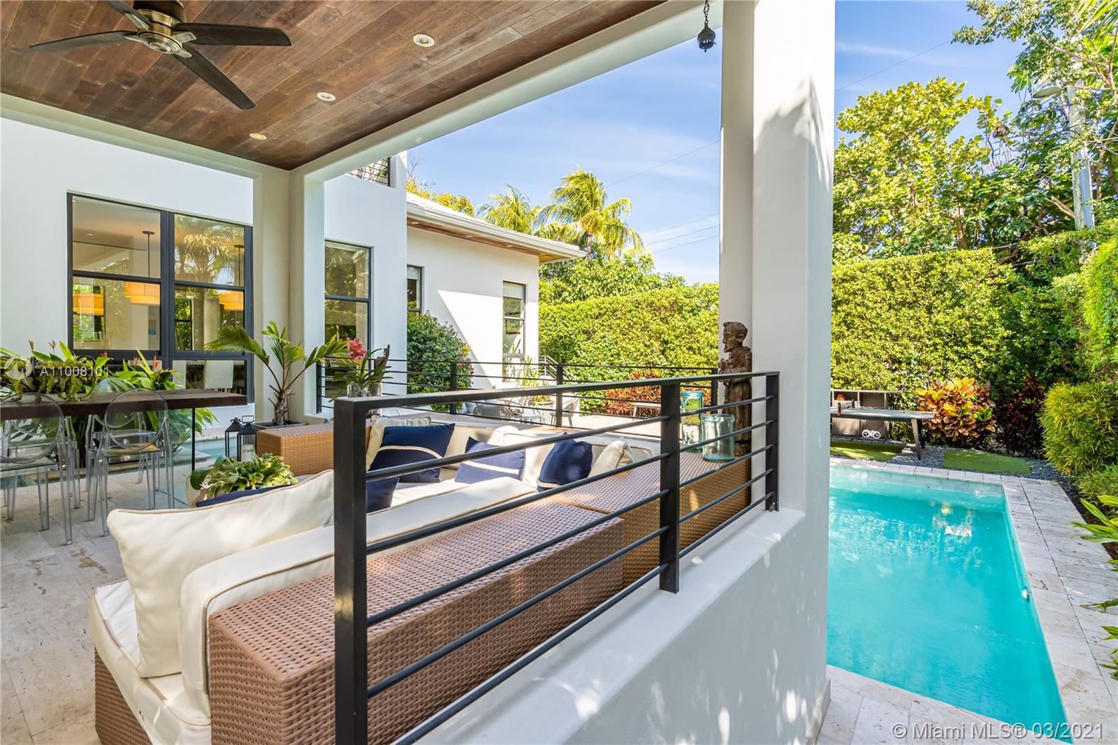 TROPICAL ISLE HOMES SUB - Residential