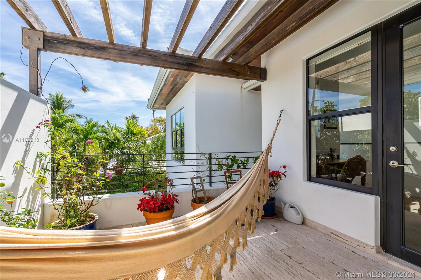 TROPICAL ISLE HOMES SUB - Residential