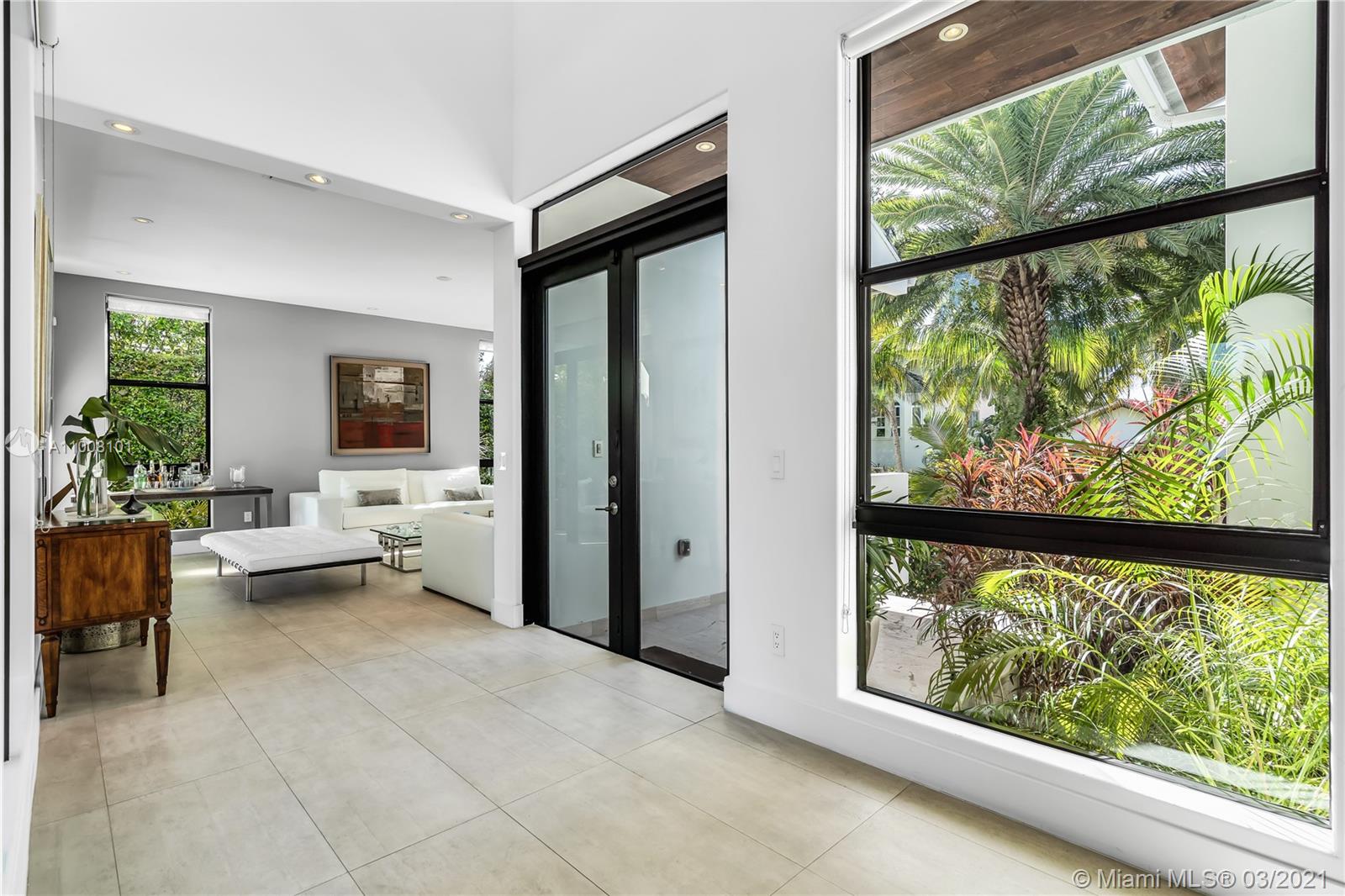 TROPICAL ISLE HOMES SUB - Residential