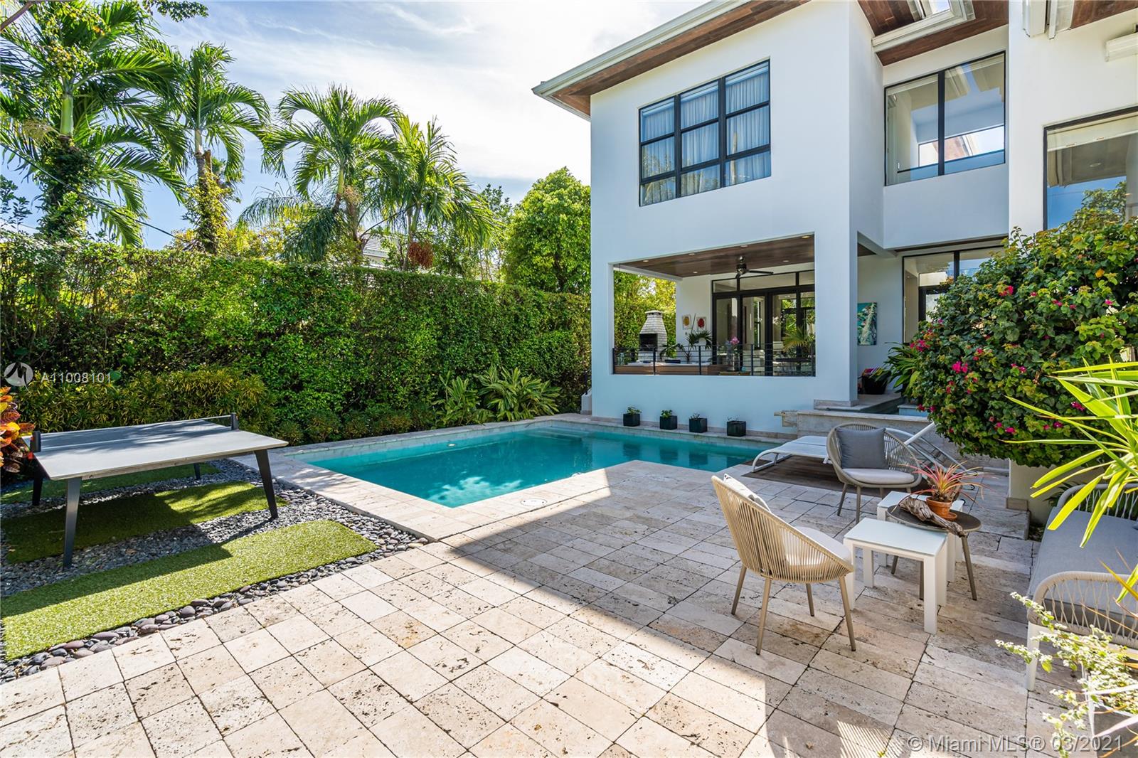 TROPICAL ISLE HOMES SUB - Residential