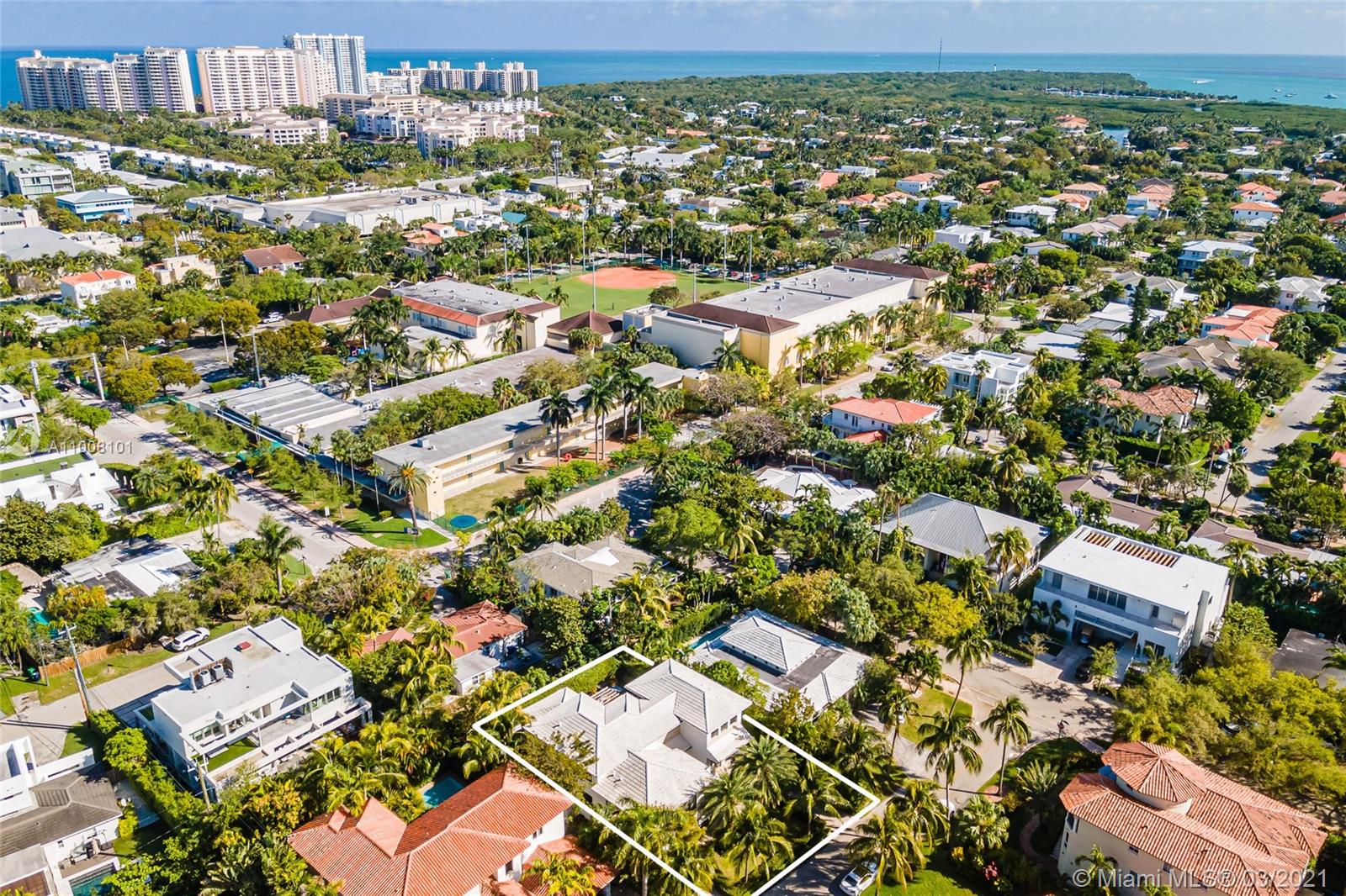 TROPICAL ISLE HOMES SUB - Residential