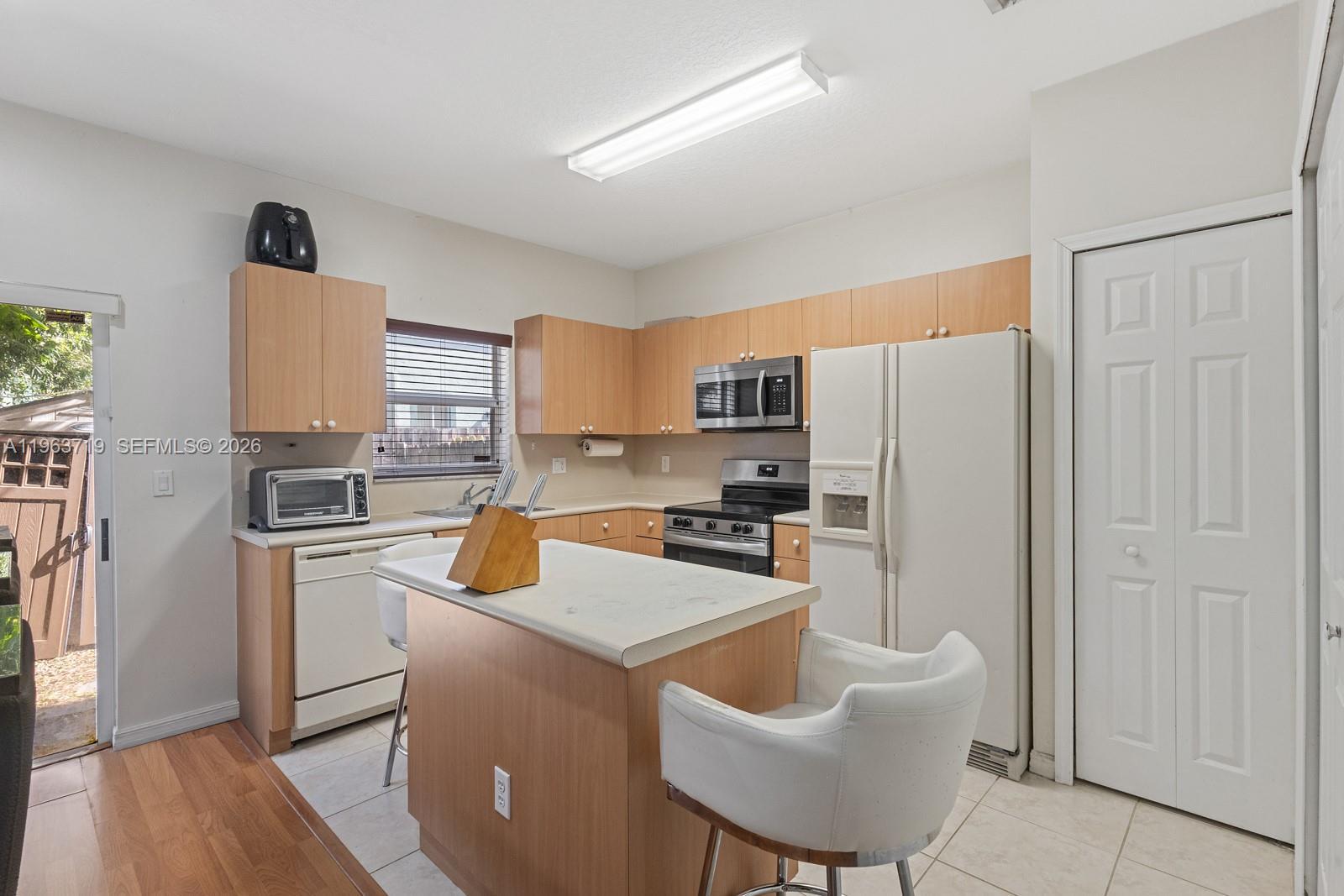 VENETIA GROVE - Residential