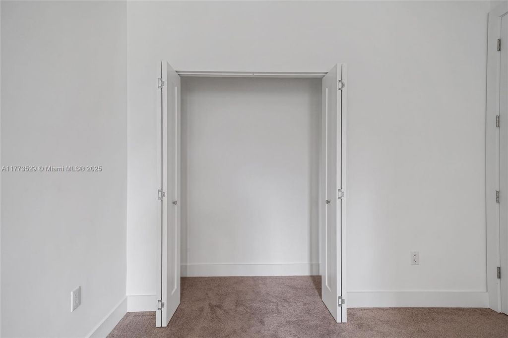 listing image 26