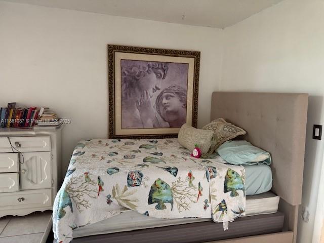 HORIZONS WEST CONDO #2 - Residential