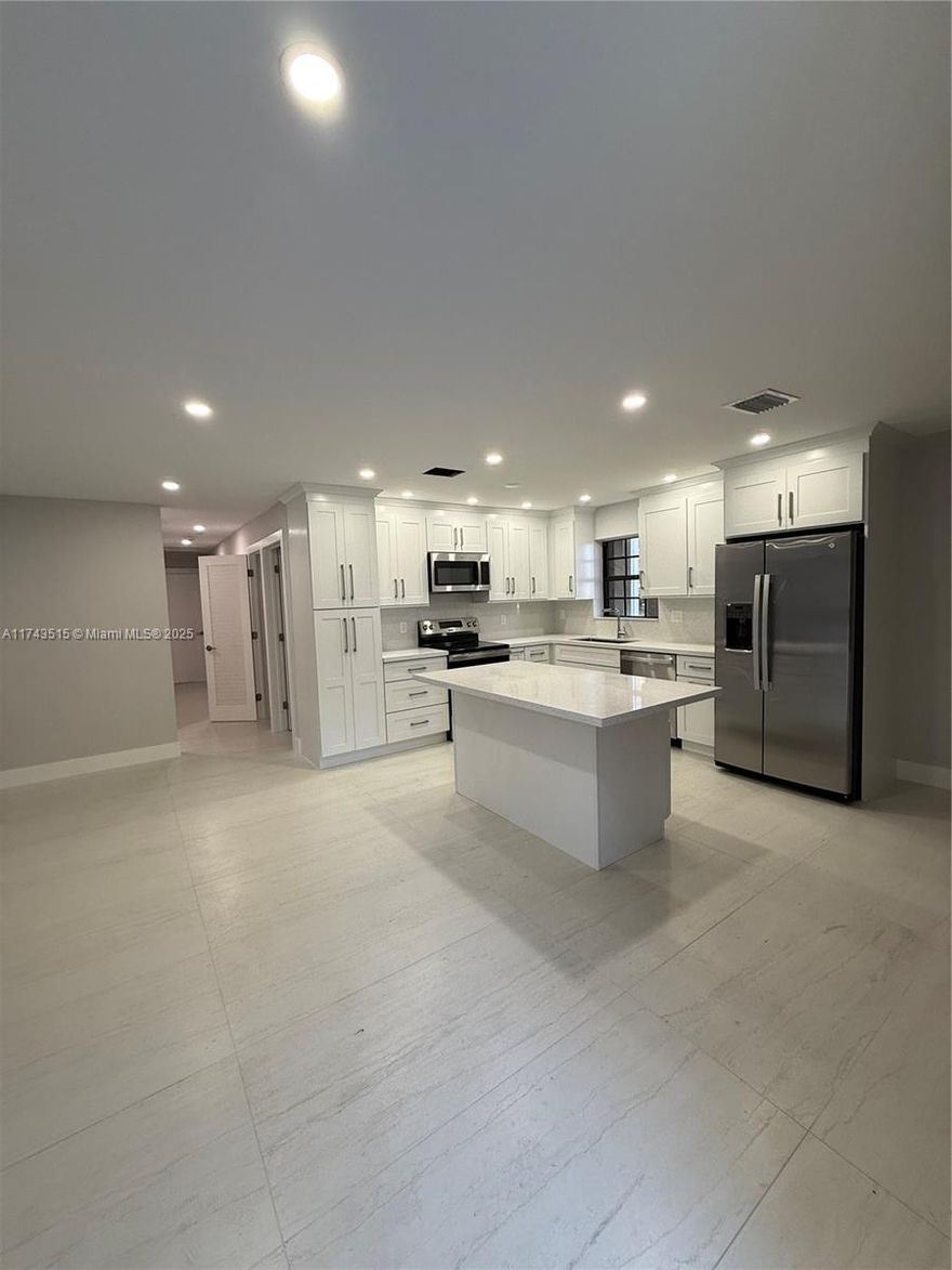 Gorgeous turn key Palmetto Bay house completely renovated and ready for immediate occupancy! Easy to show.