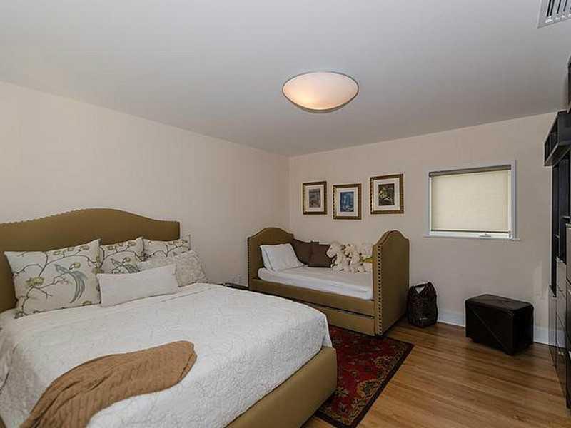 BAY POINT - Residential