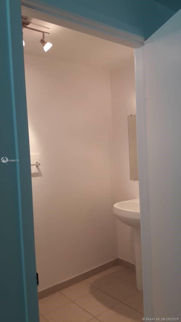 FOUR MIDTOWN MIAMI CONDO - Residential Lease