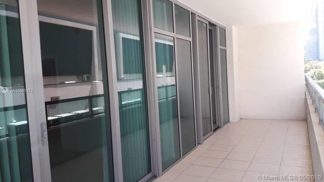 FOUR MIDTOWN MIAMI CONDO - Residential Lease