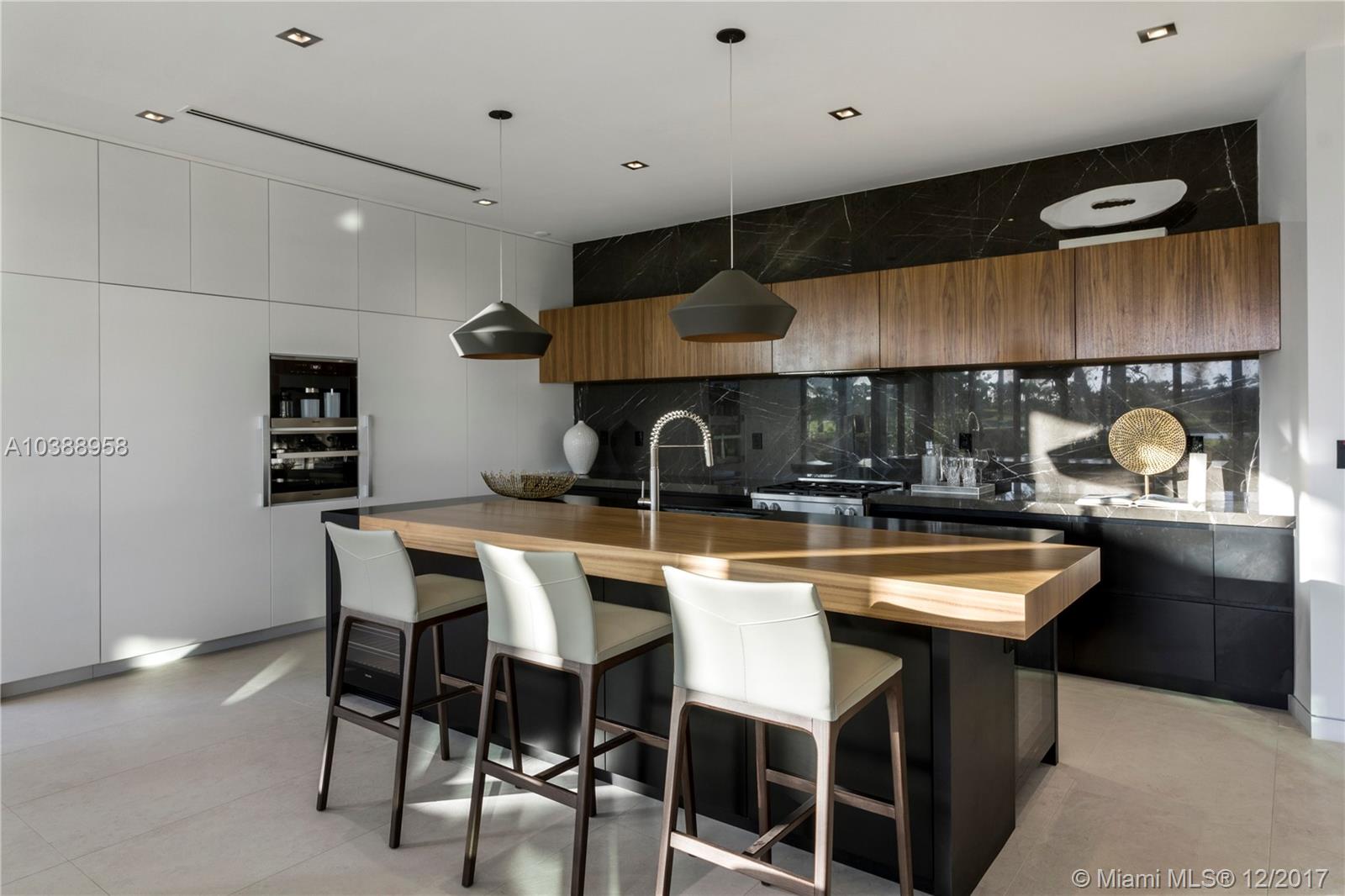 BEACH VIEW ADDN PB 16-10 - Residential