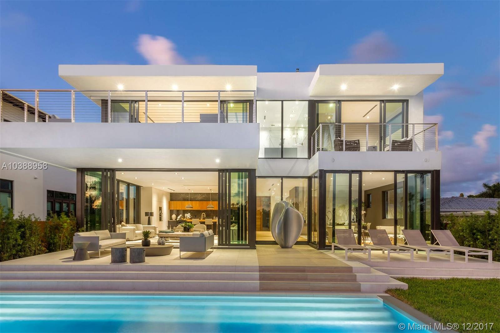 BEACH VIEW ADDN PB 16-10 - Residential