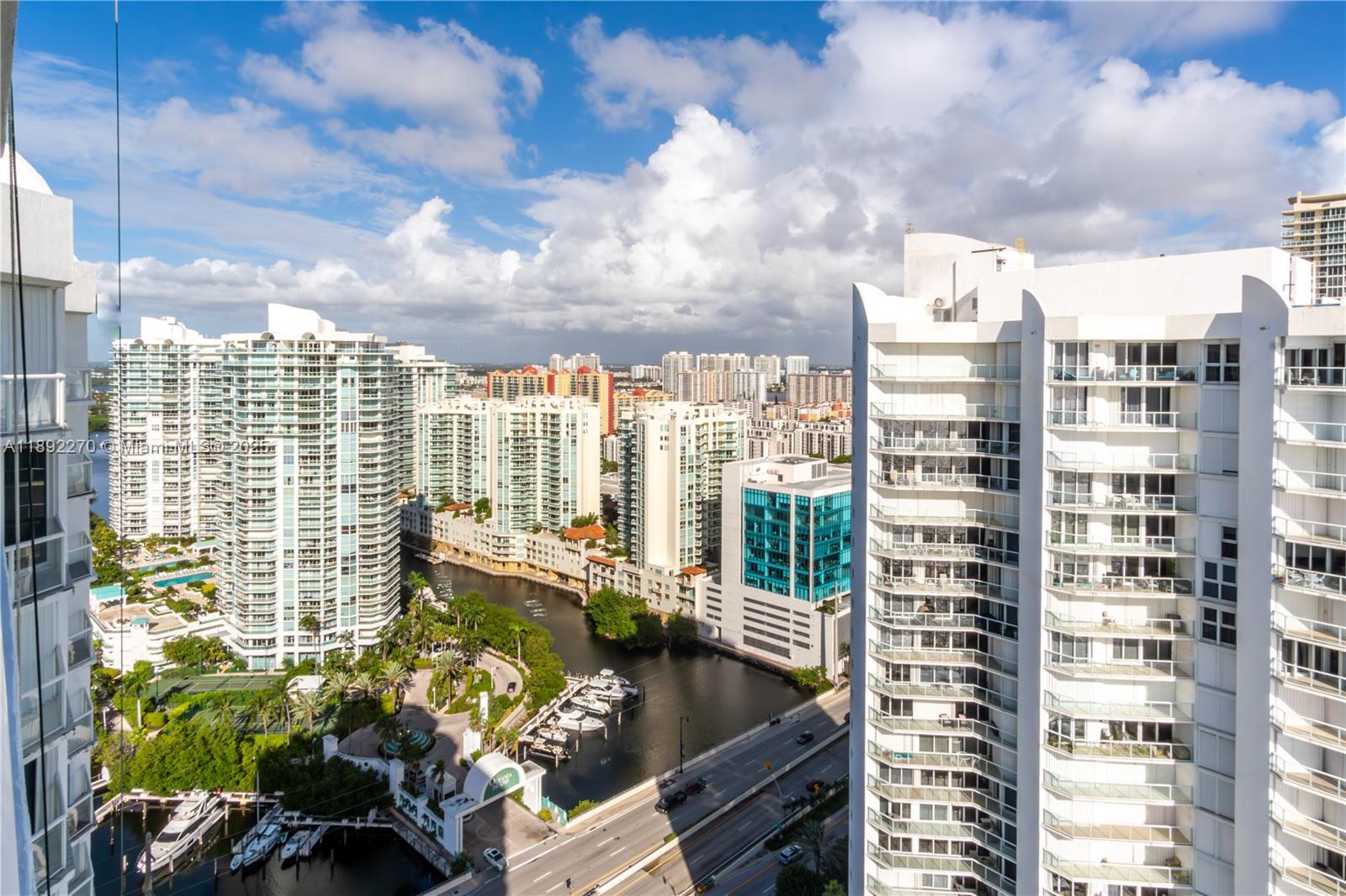 OCEANIA I CONDO - Residential