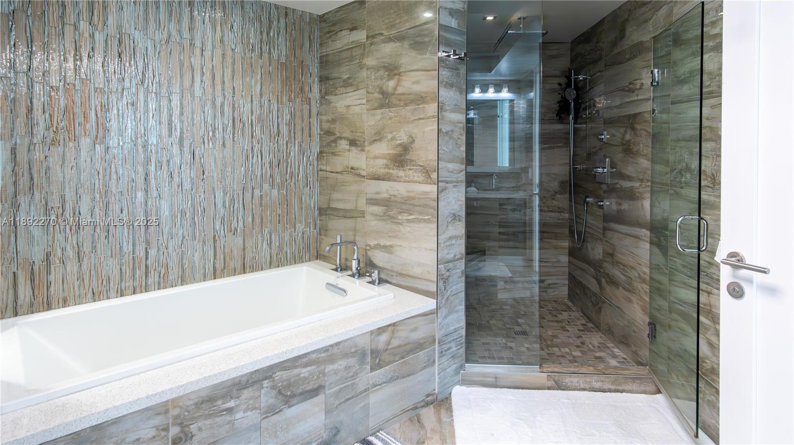 OCEANIA I CONDO - Residential