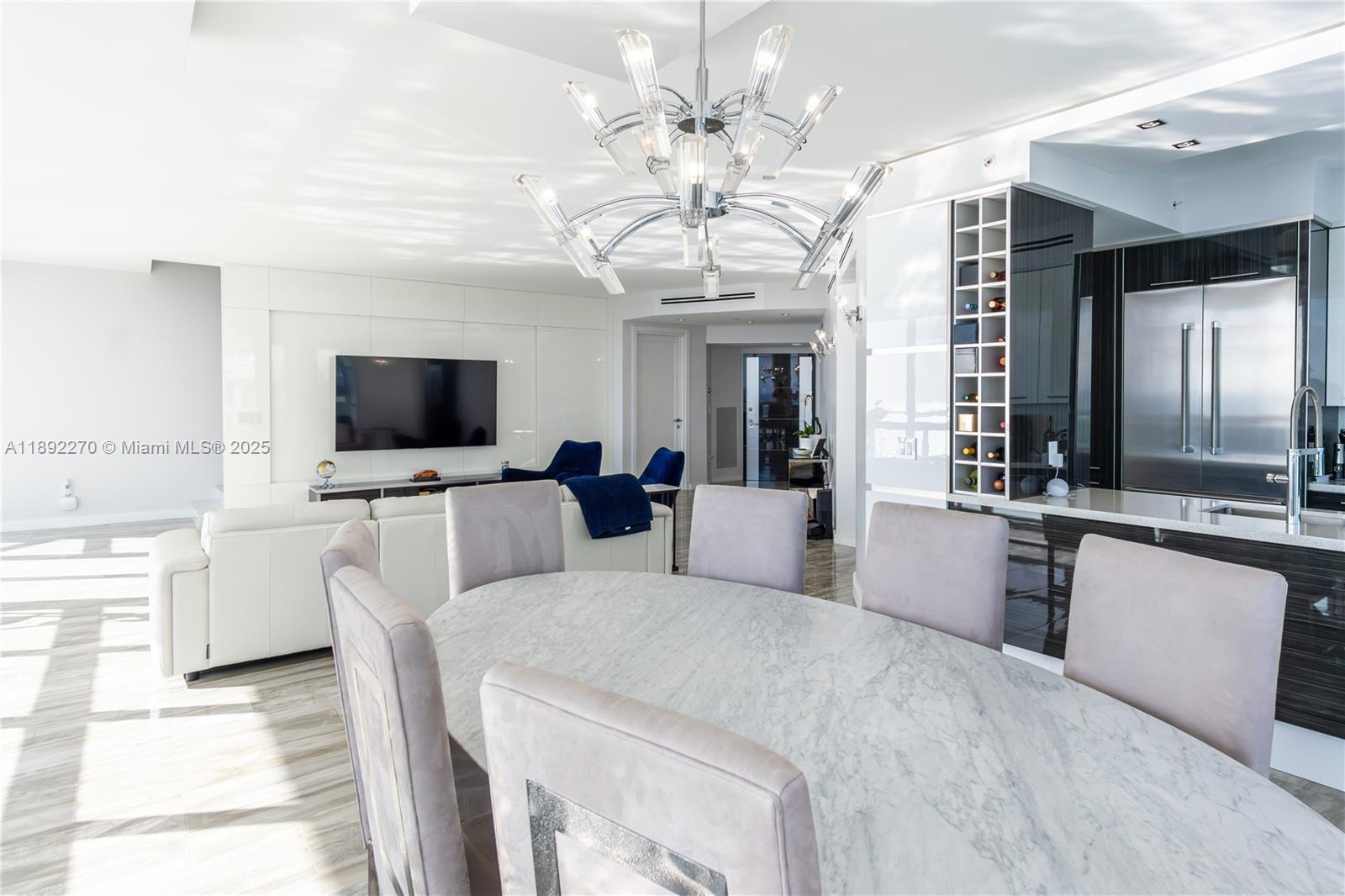 OCEANIA I CONDO - Residential