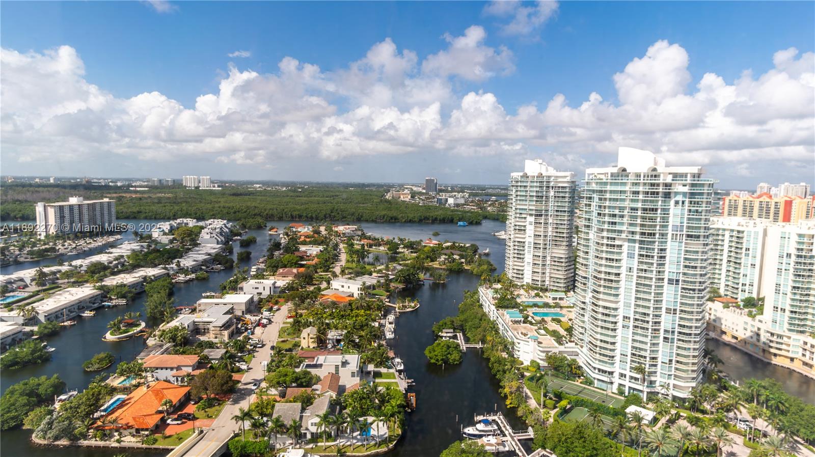 OCEANIA I CONDO - Residential