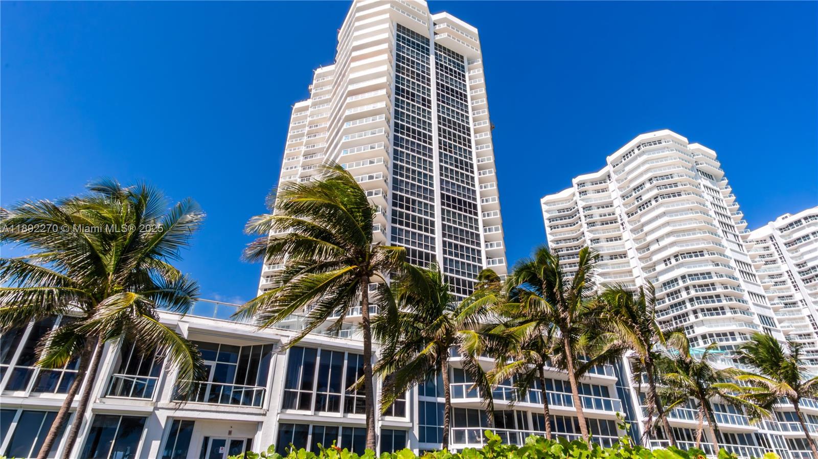 OCEANIA I CONDO - Residential