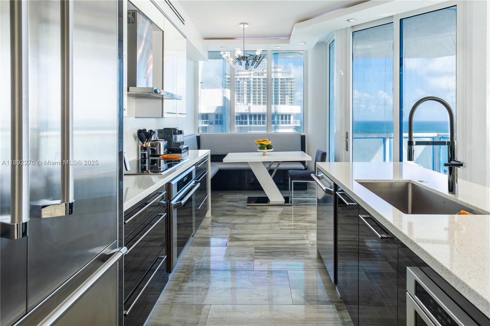 OCEANIA I CONDO - Residential
