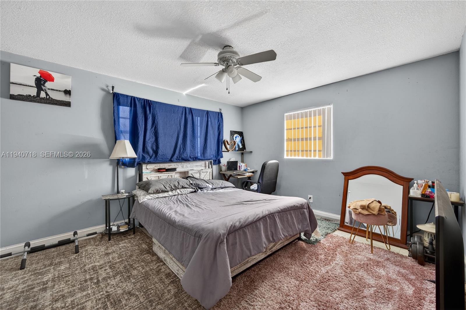 ROYAL PALMS PARK - Residential