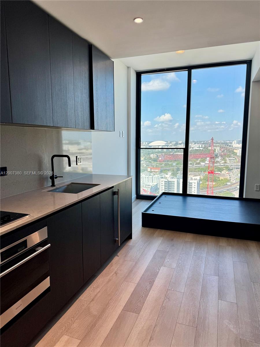 E11EVEN - Residential