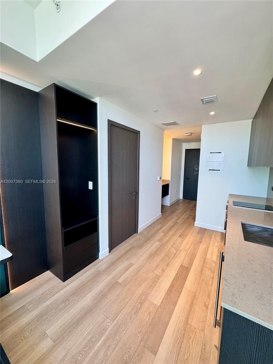 E11EVEN - Residential