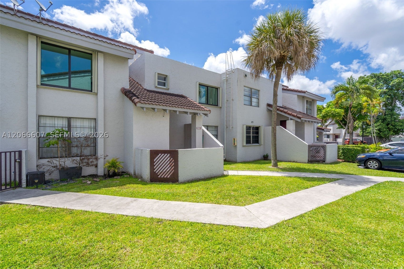 860 NW 106th Ave 3B3-5