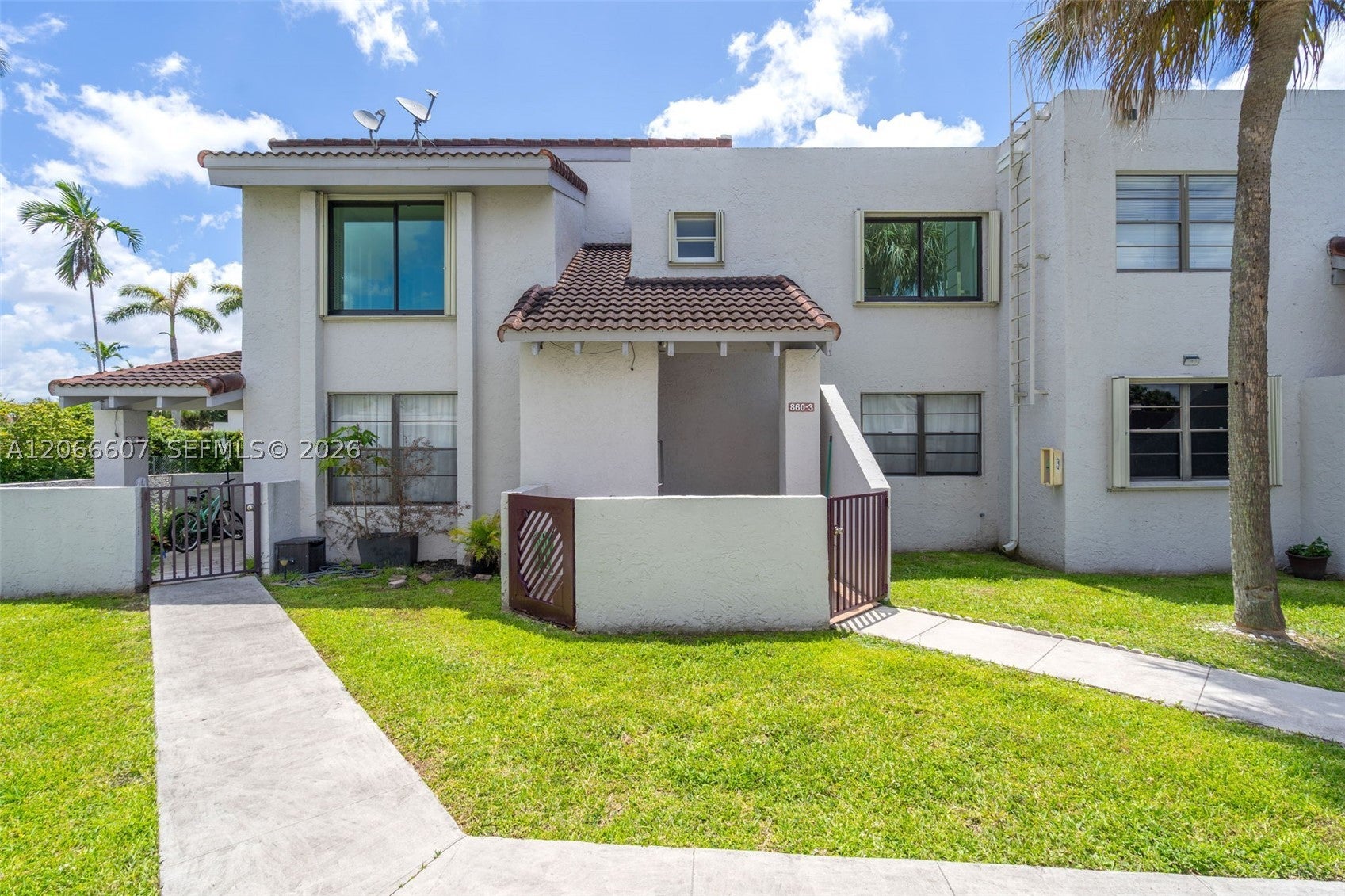 860 NW 106th Ave 3B3-5