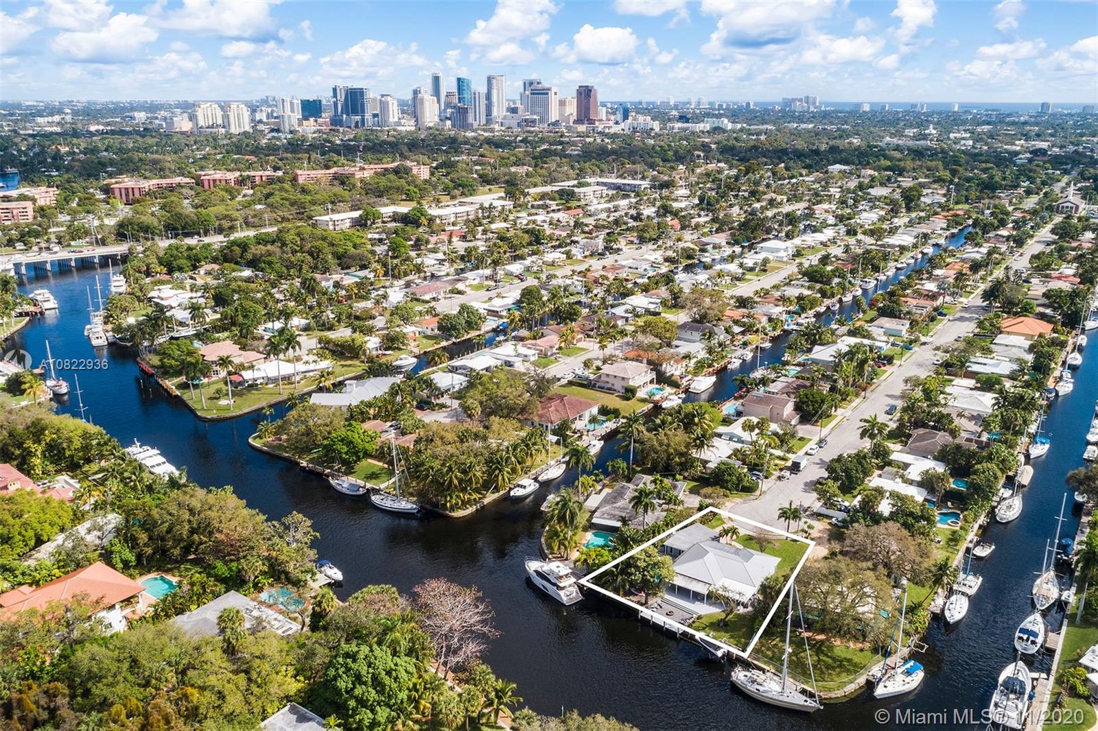 SOUTH NEW RIVER ISLES SEC - Residential