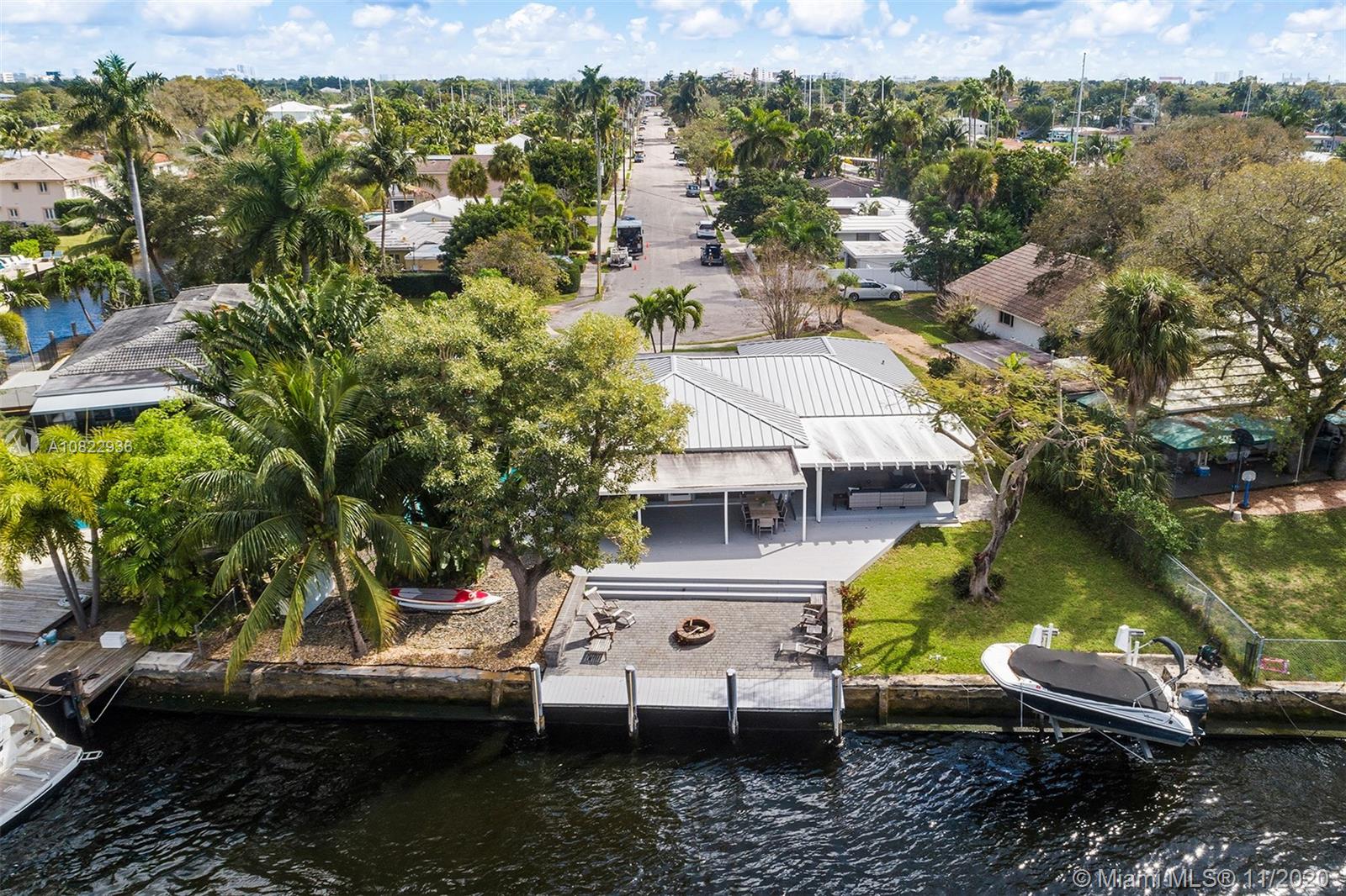 SOUTH NEW RIVER ISLES SEC - Residential