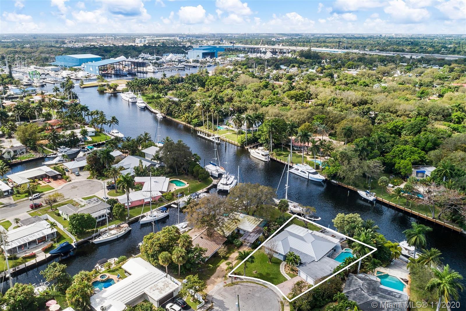 SOUTH NEW RIVER ISLES SEC - Residential