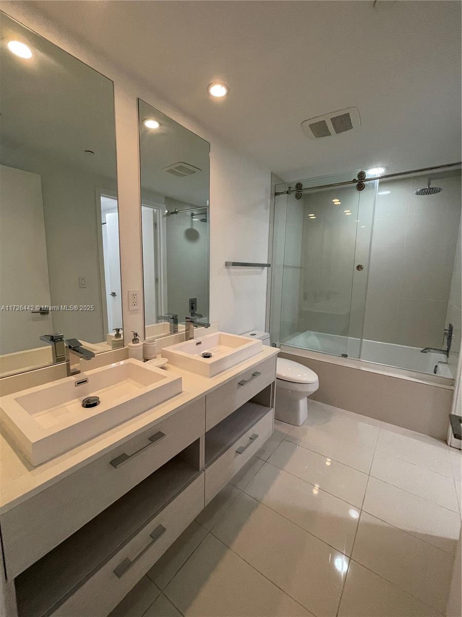 BRICKELL HEIGHTS EAST CON - Residential