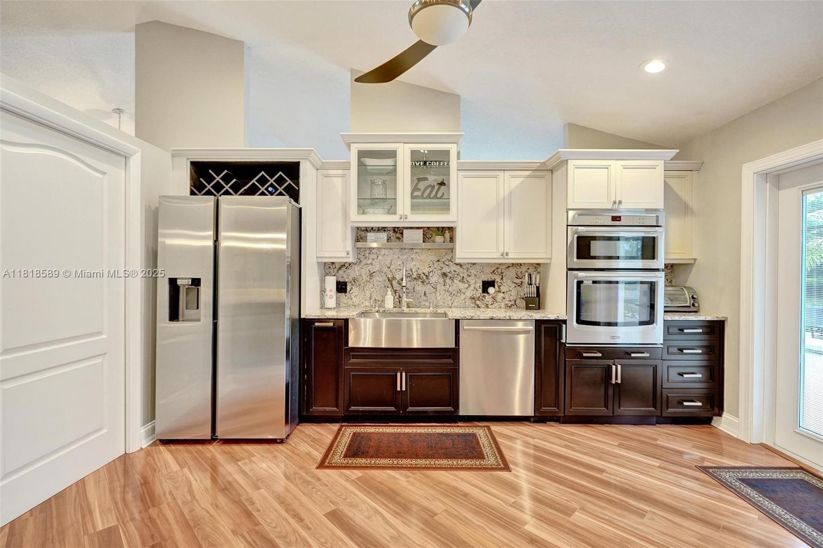 SHORES 1 - Residential