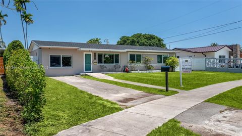 2161 SW 87th Ct Miami FL 33165