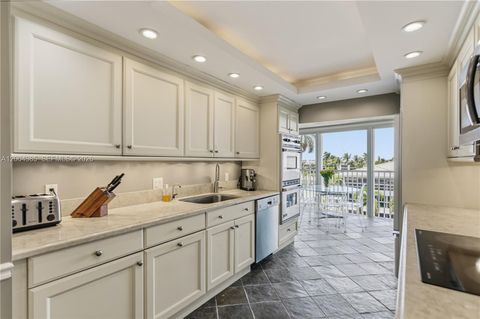 Tiny photo for 3101 NE 47th Ct #403, Fort Lauderdale, FL 33308 (MLS # A12004985)