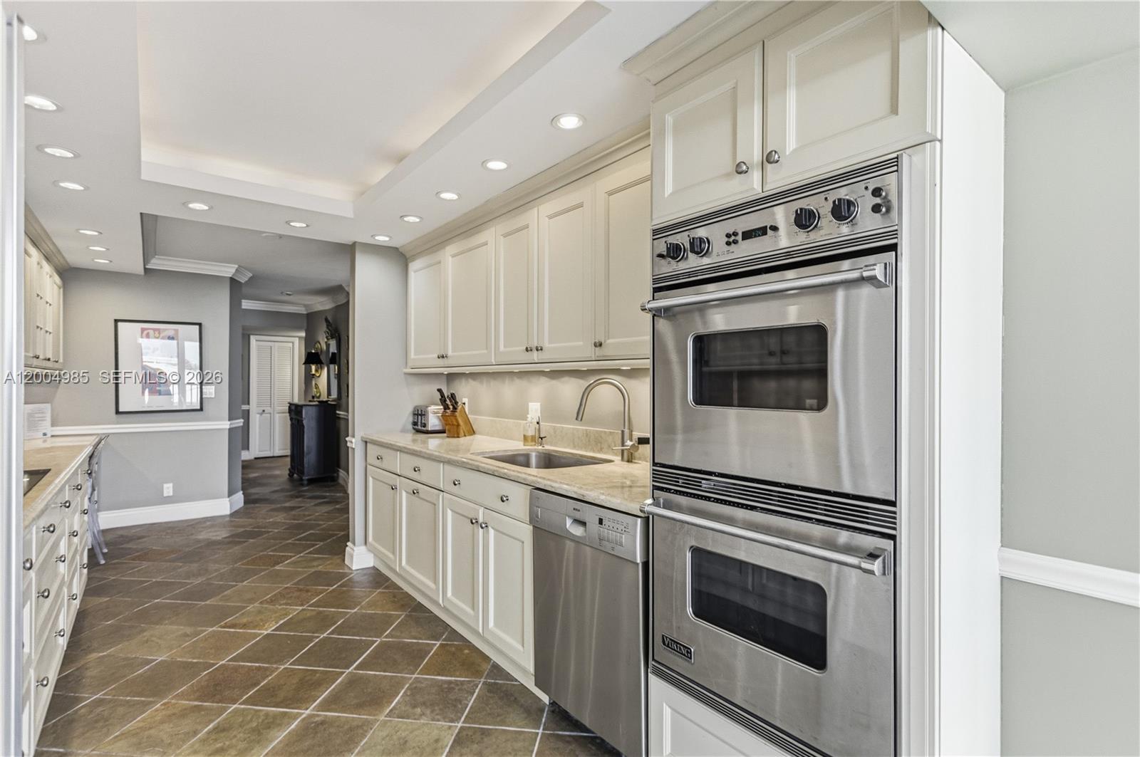 WILSHIRE EAST CONDO - Residential