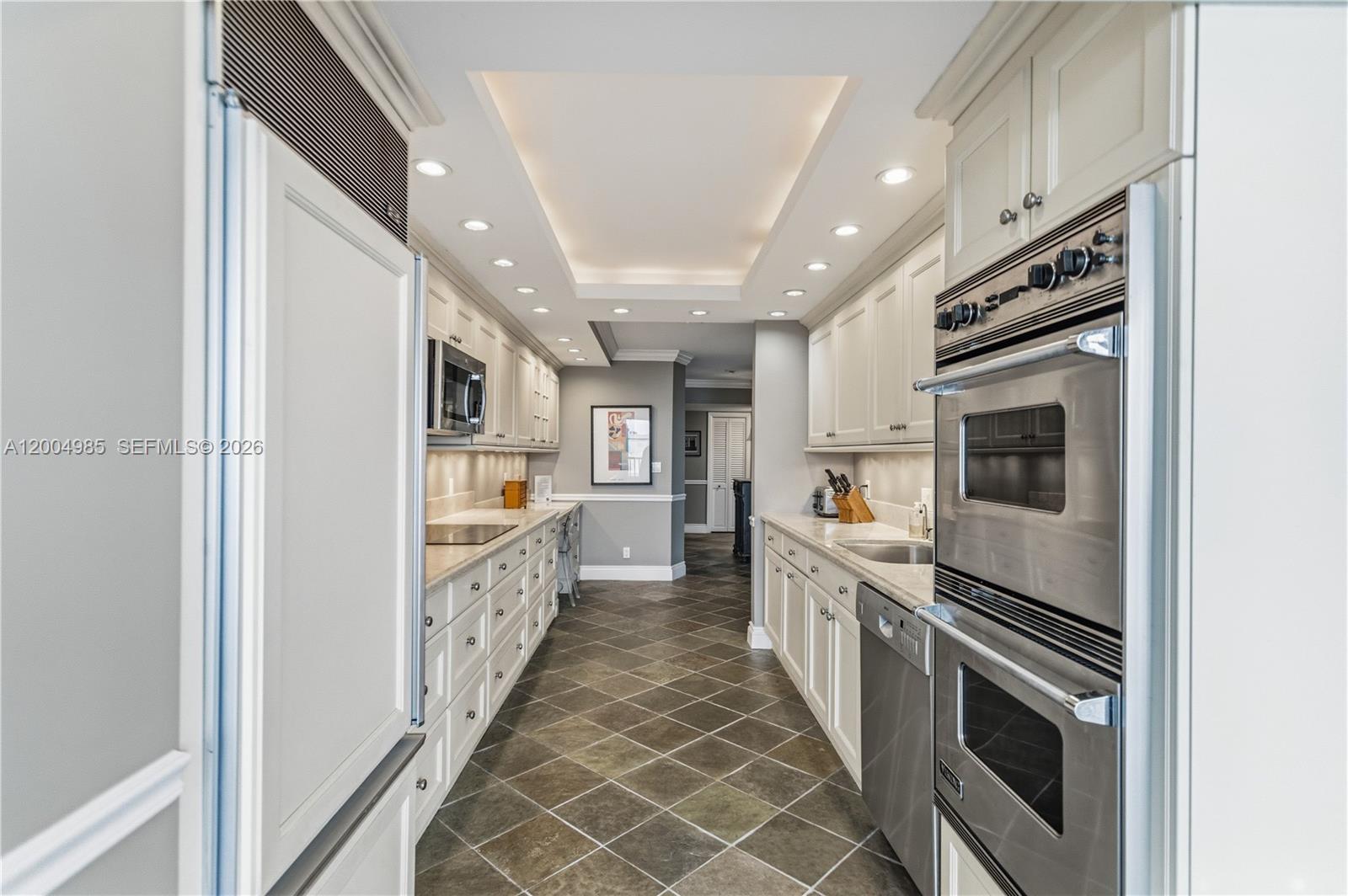 WILSHIRE EAST CONDO - Residential