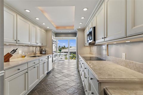 Tiny photo for 3101 NE 47th Ct #403, Fort Lauderdale, FL 33308 (MLS # A12004985)