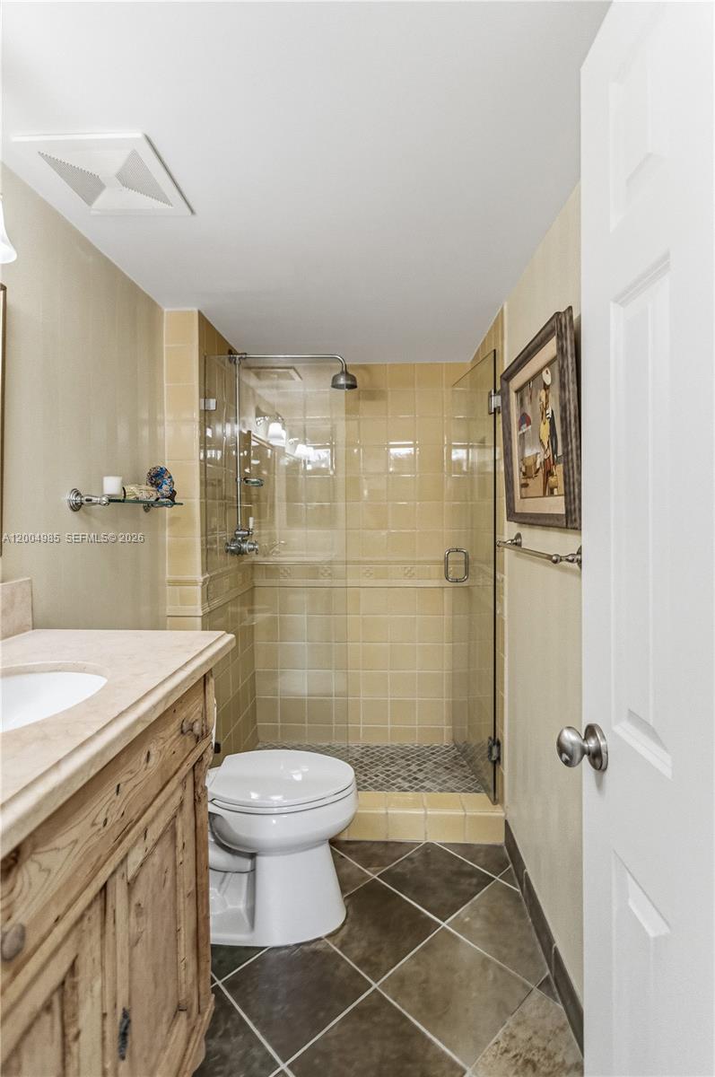 WILSHIRE EAST CONDO - Residential