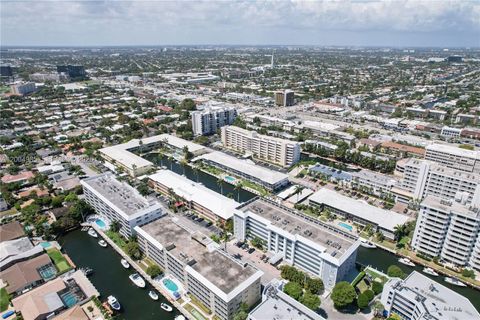 Tiny photo for 3101 NE 47th Ct #403, Fort Lauderdale, FL 33308 (MLS # A12004985)