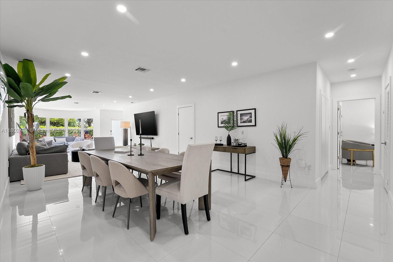 AMD PLAT OF SUNSET LAKE S - Residential