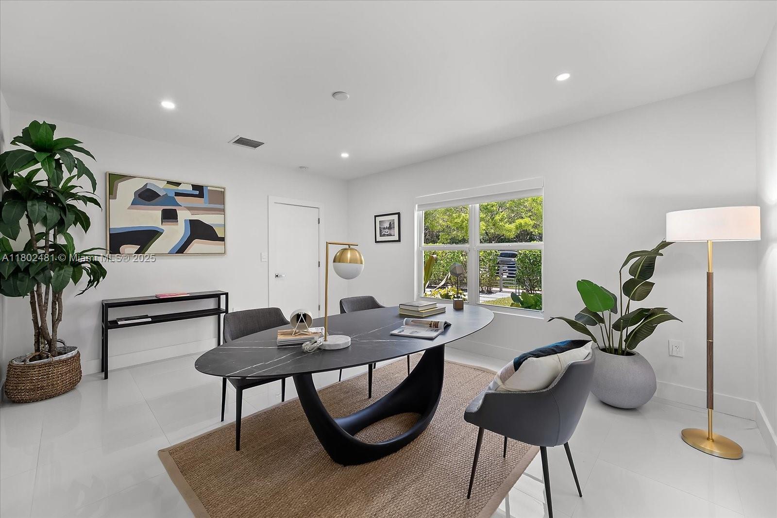 AMD PLAT OF SUNSET LAKE S - Residential