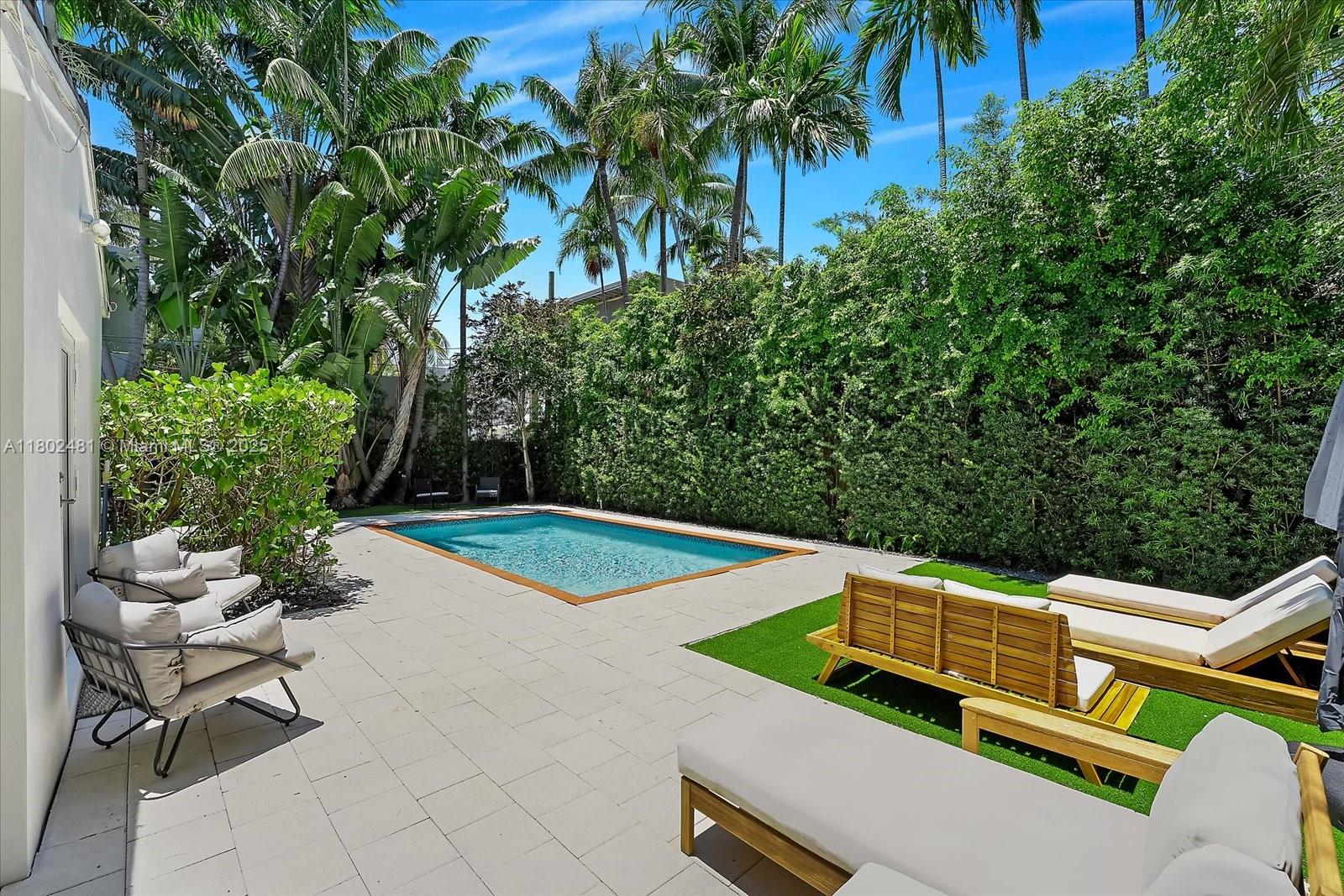 AMD PLAT OF SUNSET LAKE S - Residential