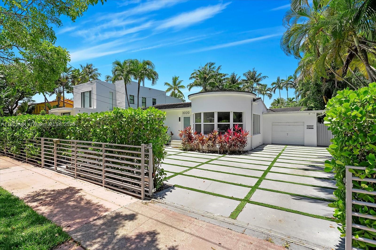 AMD PLAT OF SUNSET LAKE S - Residential