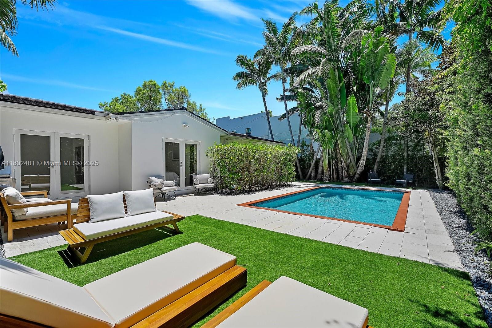 AMD PLAT OF SUNSET LAKE S - Residential